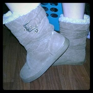 Guess boots